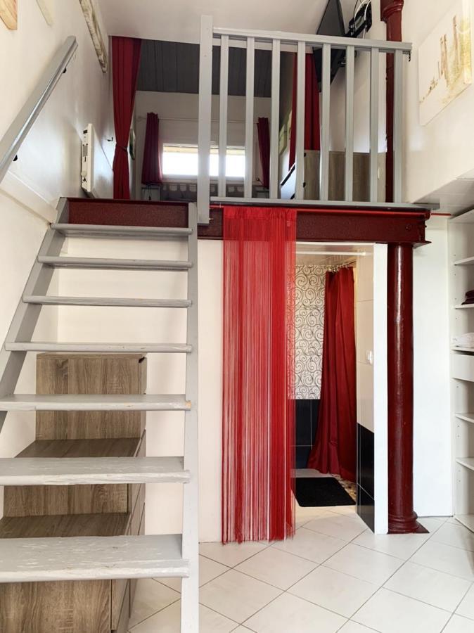 La Part Des Anges Bed & Breakfast Rubercy Exterior photo